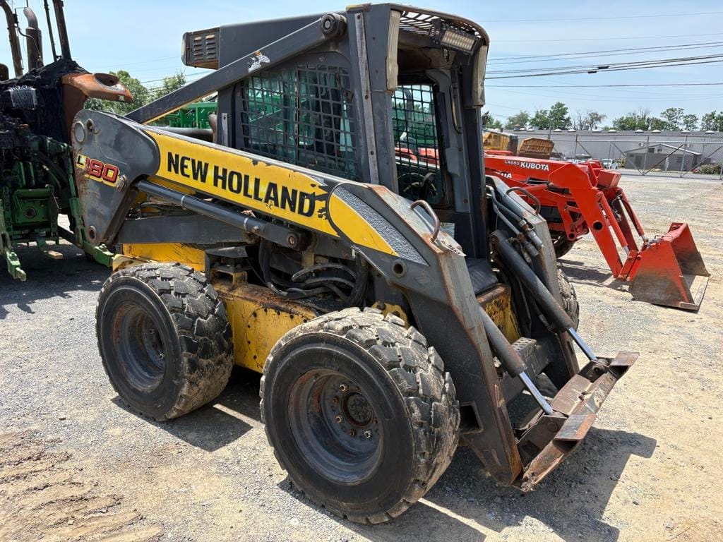 New Holland L180 Equipment Image0