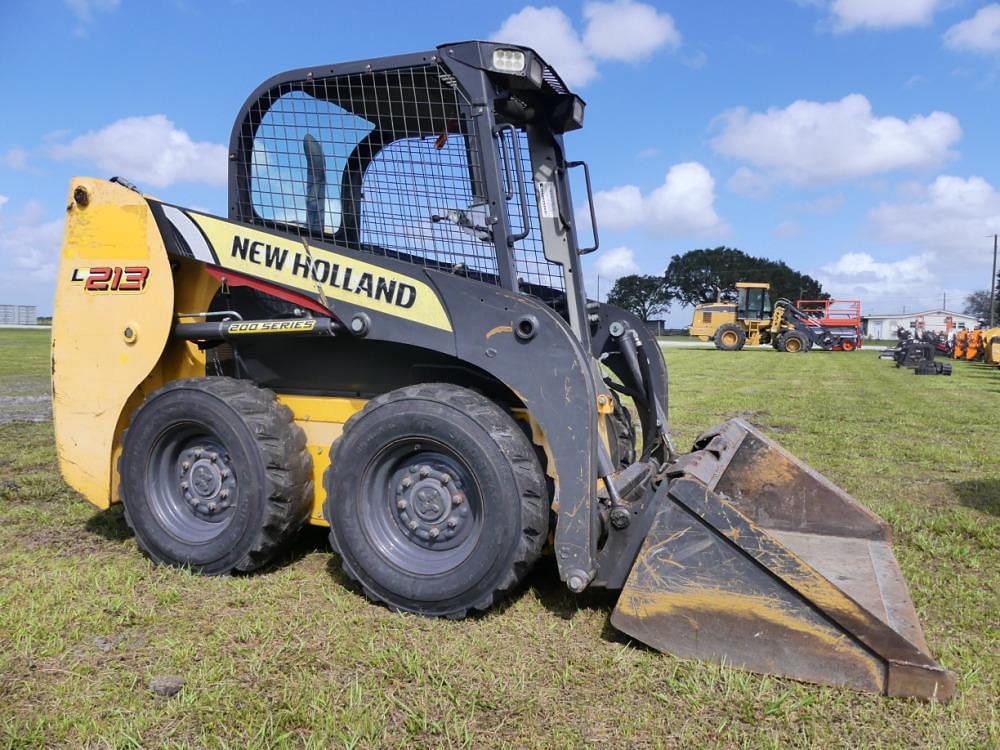 Image of New Holland L213 Primary image