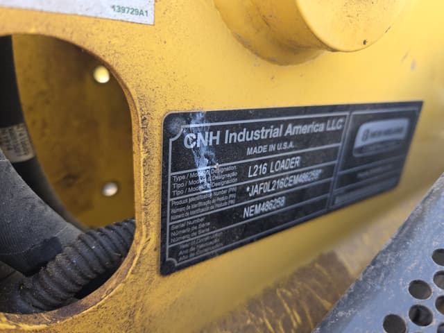 Image of New Holland L216 equipment image 3
