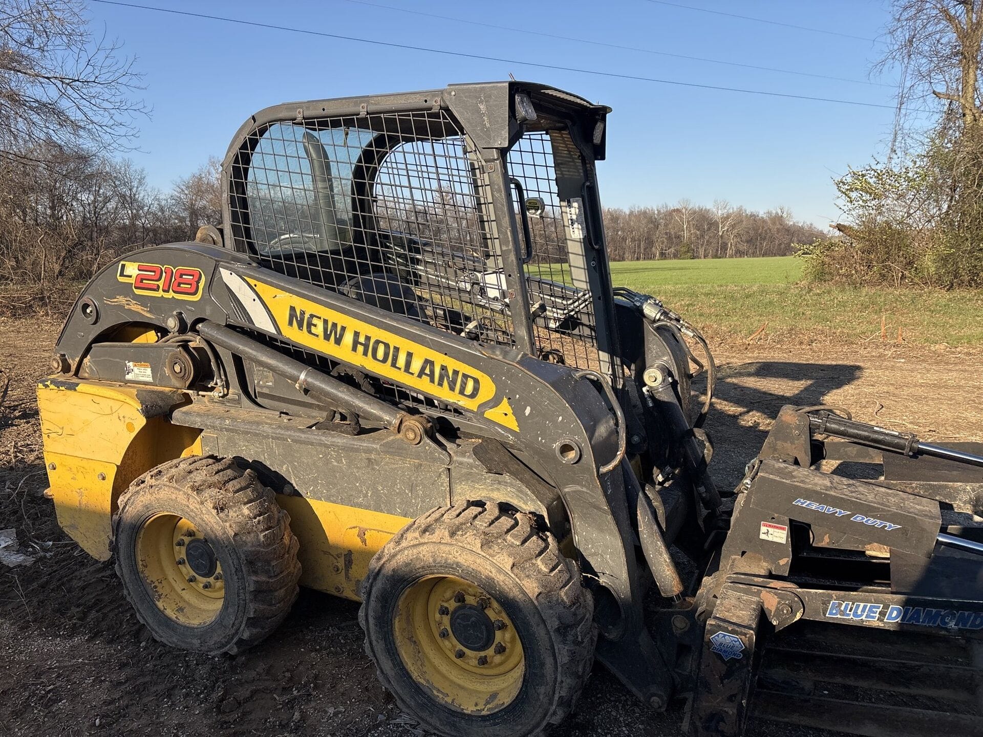 New Holland L218 Equipment Image0