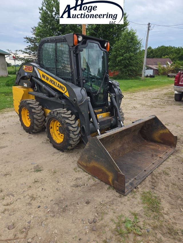 Image of New Holland L218 equipment image 1