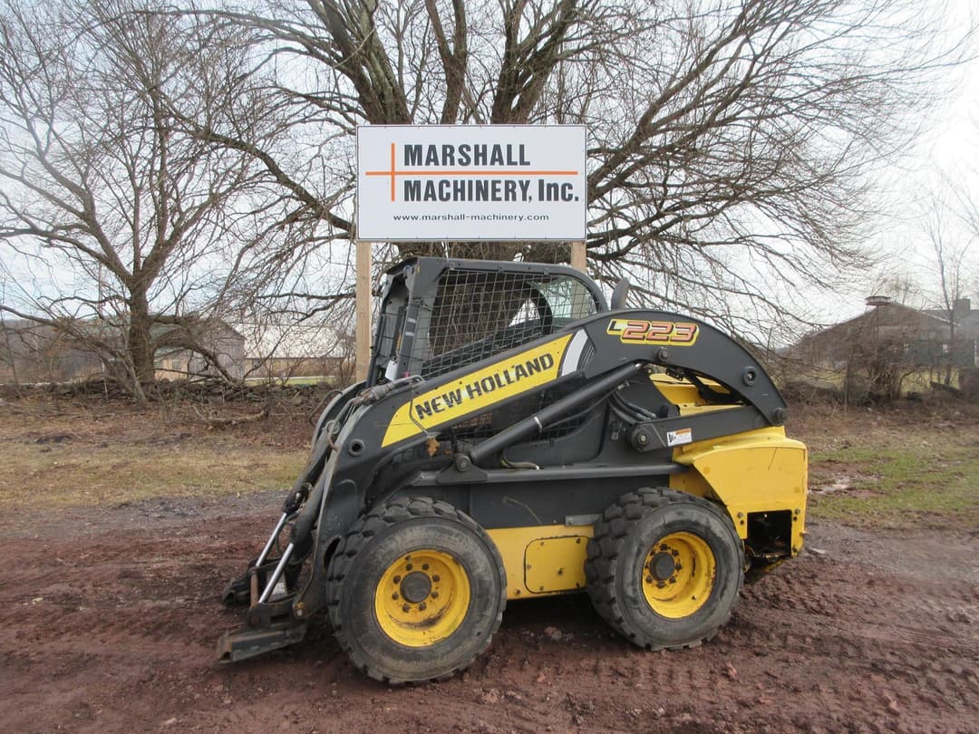 Image of New Holland L223 Primary image