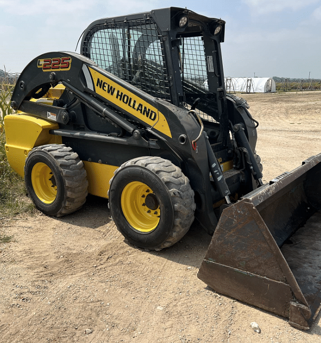 New Holland L225 Construction Skid Steers for Sale | Tractor Zoom