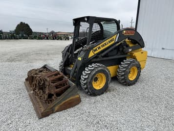 Main image New Holland L228