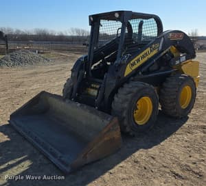 New Holland L230 Image