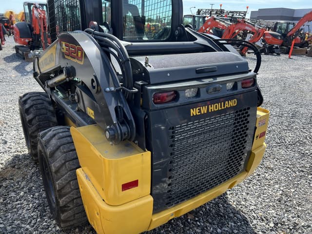 Image of New Holland L320 equipment image 2