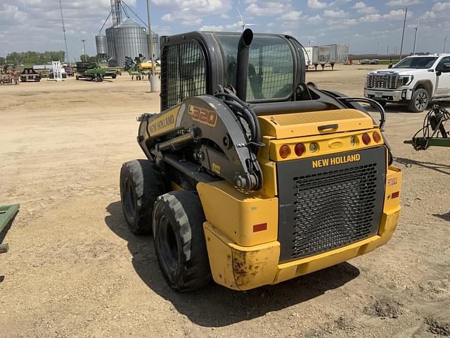 Image of New Holland L320 equipment image 3