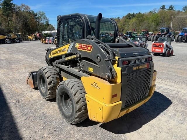 Image of New Holland L320 equipment image 1