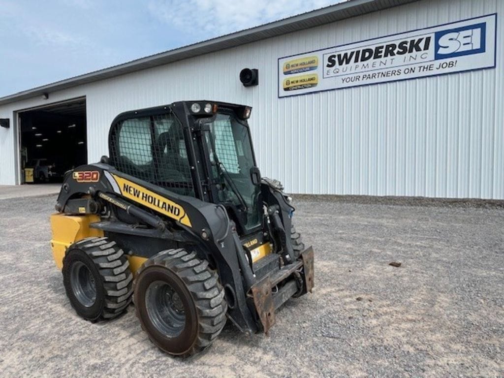 2021 New Holland L320 Equipment Image0