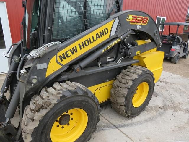 Image of New Holland L328 equipment image 1