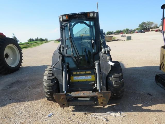Image of New Holland L328 equipment image 1