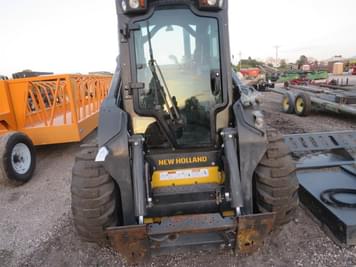 Main image New Holland L328