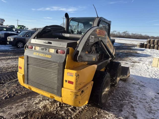 Image of New Holland L328 equipment image 4