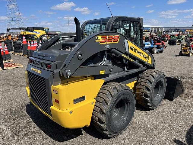 Image of New Holland L328 equipment image 2