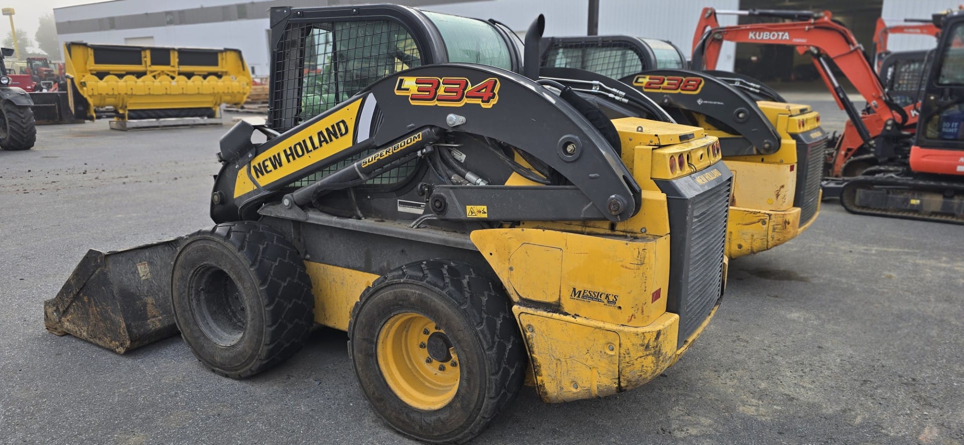 2021 New Holland L334 Equipment Image0