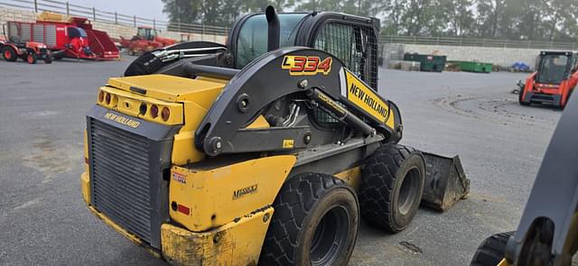 Image of New Holland L334 equipment image 1