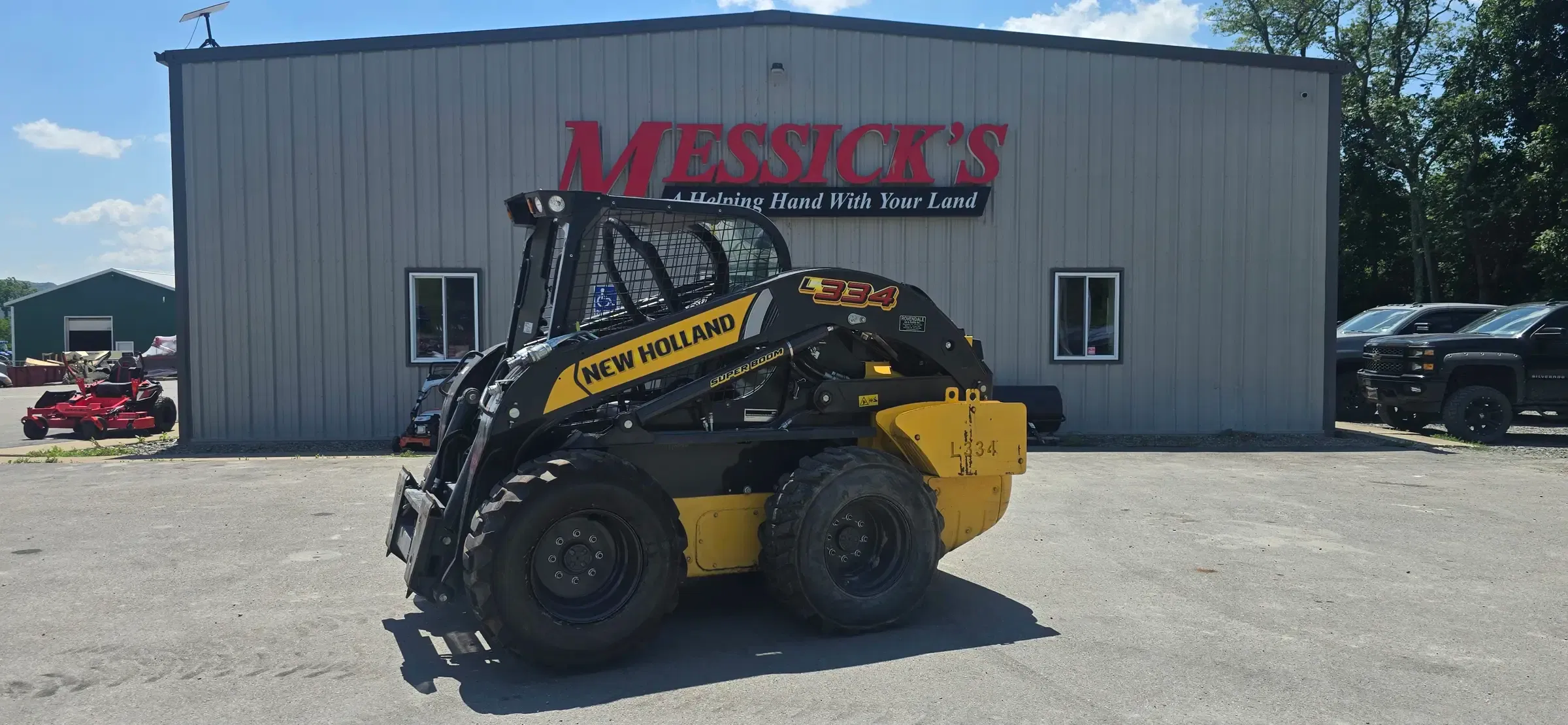 New Holland L334 Equipment Image0