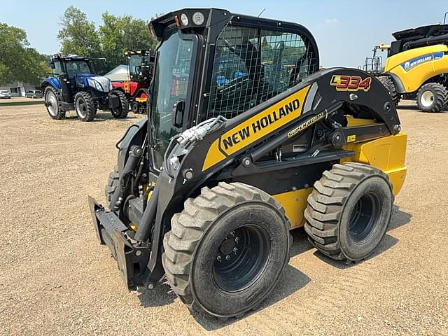 Image of New Holland L334 equipment image 1