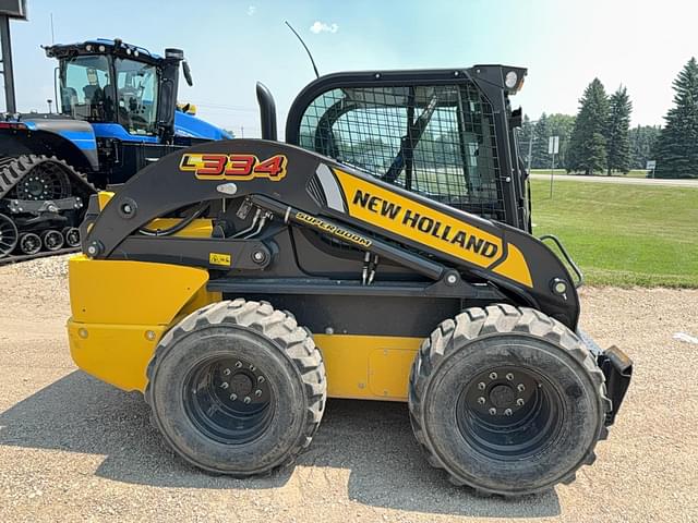 Image of New Holland L334 equipment image 3