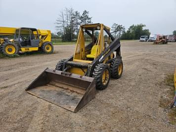 Main image New Holland L35