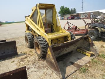 Main image New Holland L35