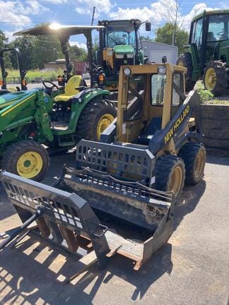 Main image New Holland L455