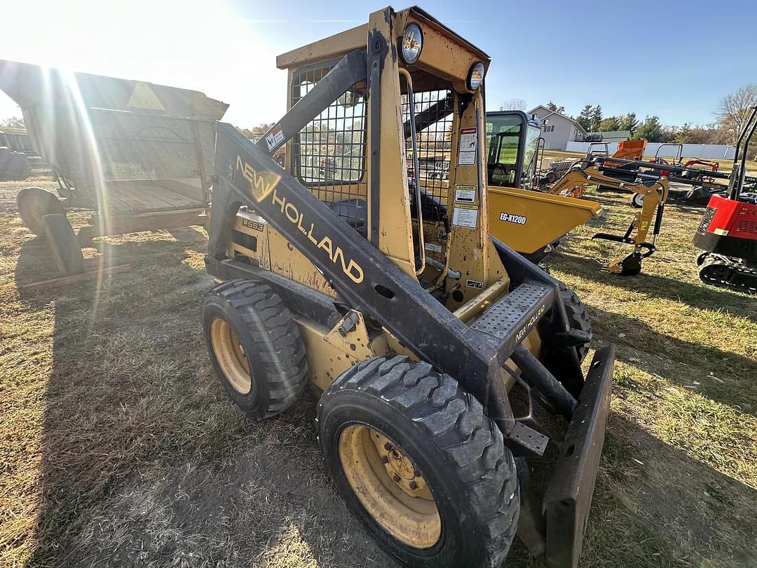 Image of New Holland L553 Primary image