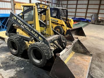 Main image New Holland L553