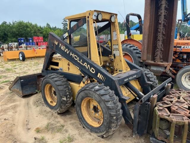 Image of New Holland L553 equipment image 1