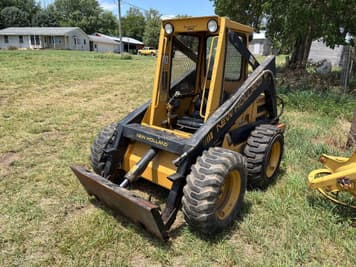 Main image New Holland L553