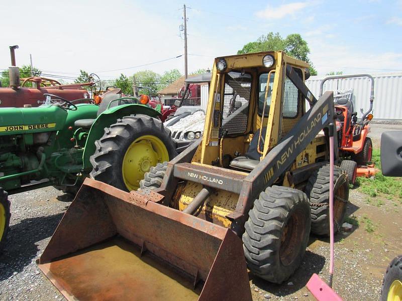 Image of New Holland L553 Primary image