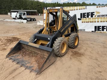 Main image New Holland L783