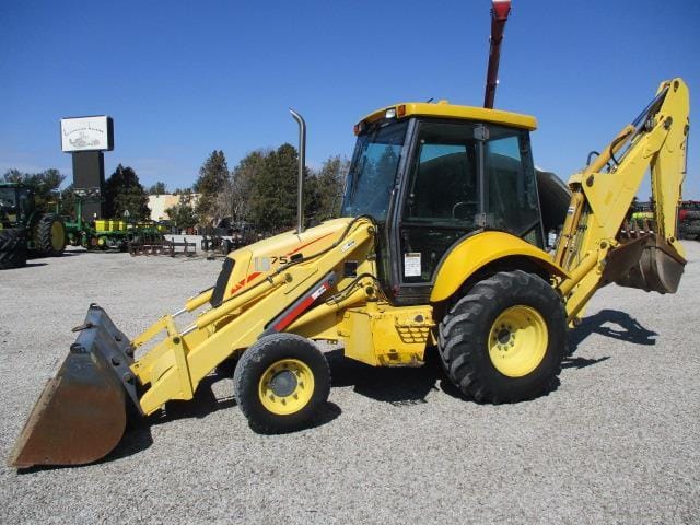 Main image New Holland LB75