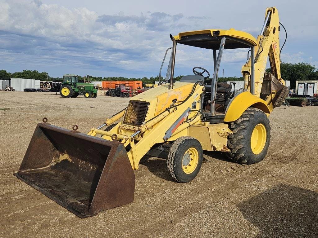 New Holland LB75 Equipment Image0