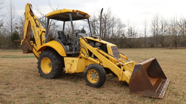 Image of New Holland LB75B equipment image 2