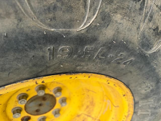 Image of New Holland LB75B equipment image 4