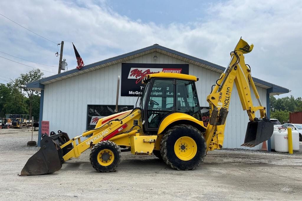 Main image New Holland LB75B