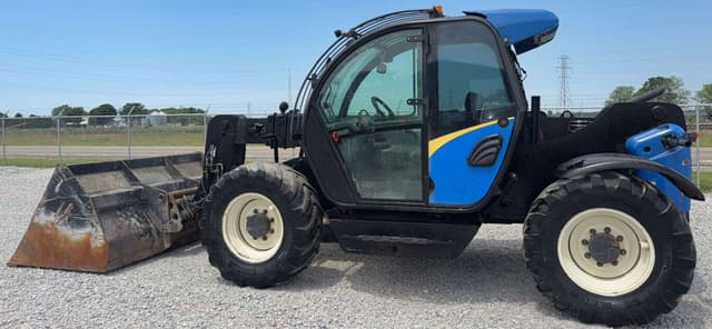 Image of New Holland LM5060 equipment image 2