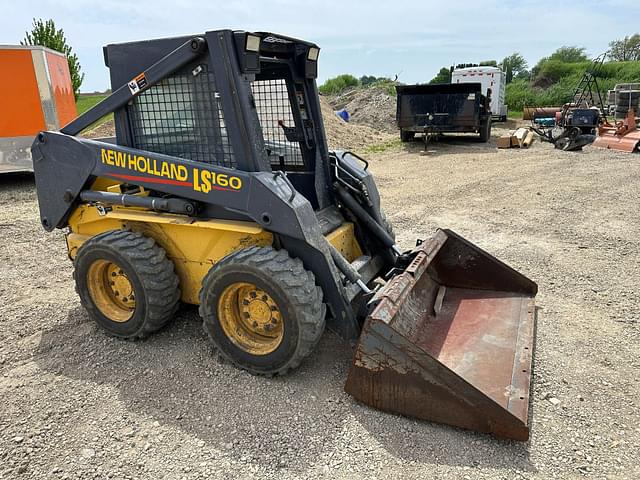 Image of New Holland LS160 equipment image 1