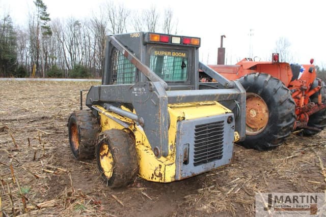 Image of New Holland LS170 equipment image 2