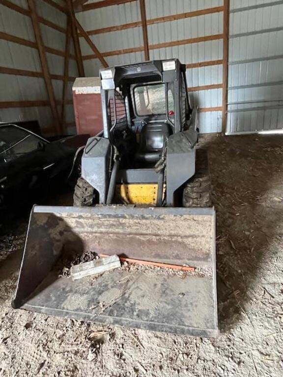 Image of New Holland LS140 equipment image 4