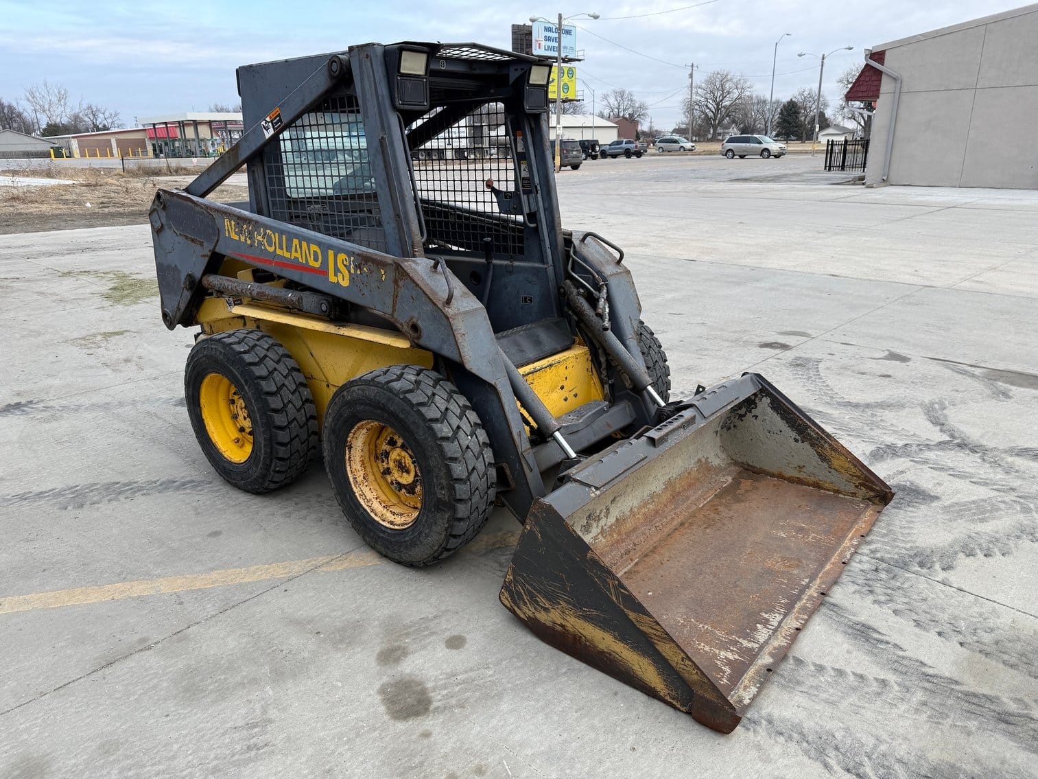 New Holland LS150 Equipment Image0