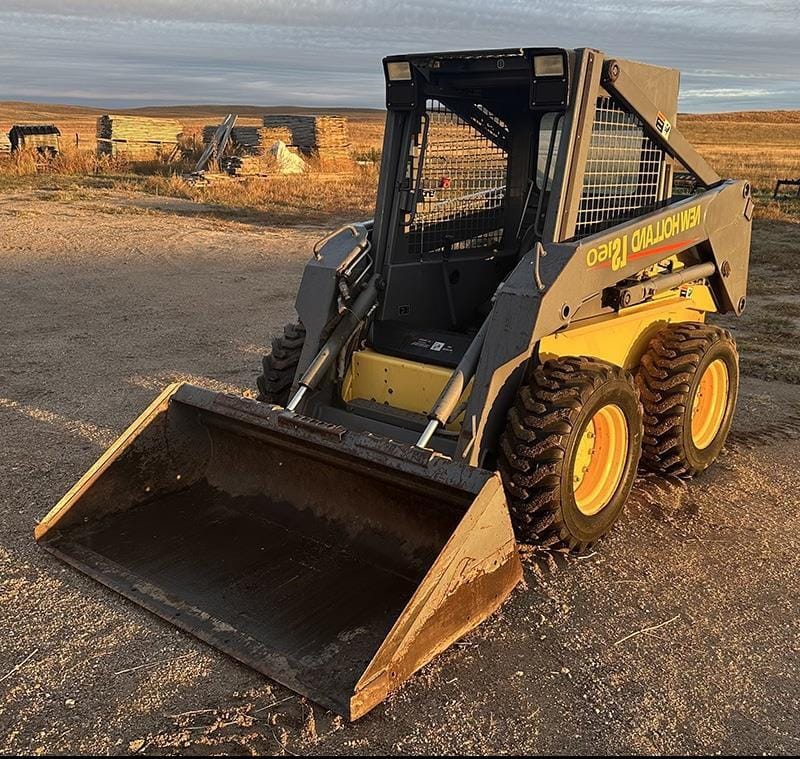 2001 New Holland LS160 Equipment Image0