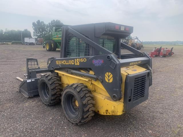 Image of New Holland LS160 equipment image 2