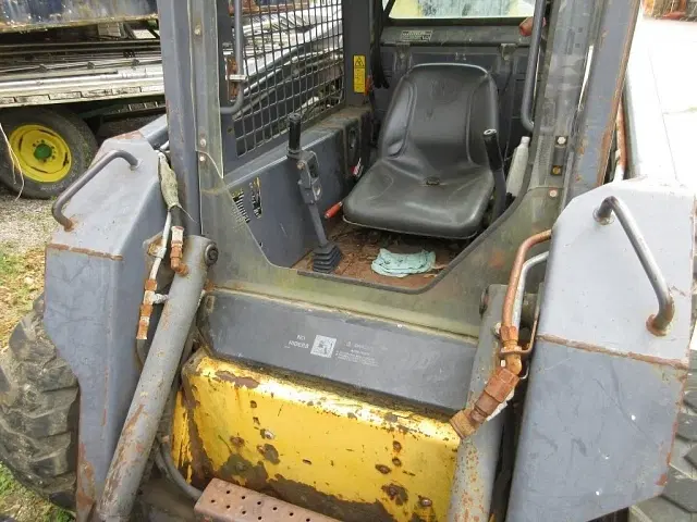 Image of New Holland LS160 equipment image 1