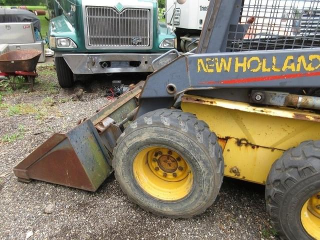 Image of New Holland LS160 equipment image 4