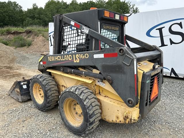 Image of New Holland LS160 equipment image 2