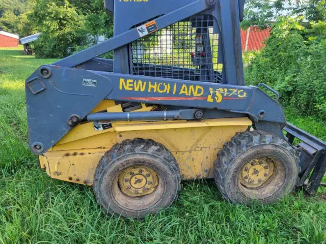 Image of New Holland LS170 equipment image 1
