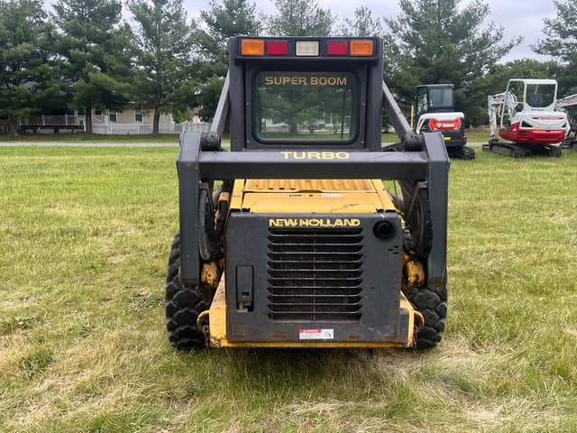 Image of New Holland LS170 equipment image 3