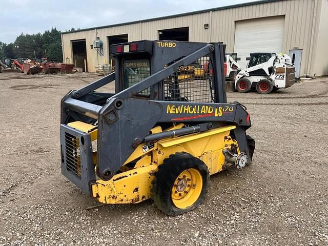 Image of New Holland LS170 equipment image 4